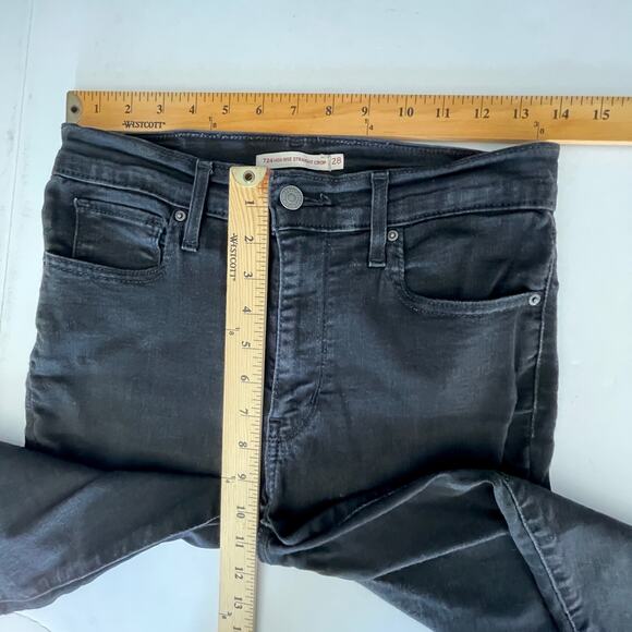 Levi’s 724 Women's High Rise Straight Leg Crop Jeans Size 28 Black Stretch - Picture 8 of 10